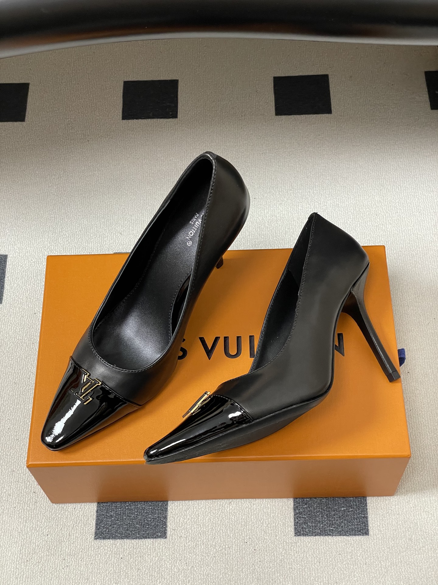 Women's high heels